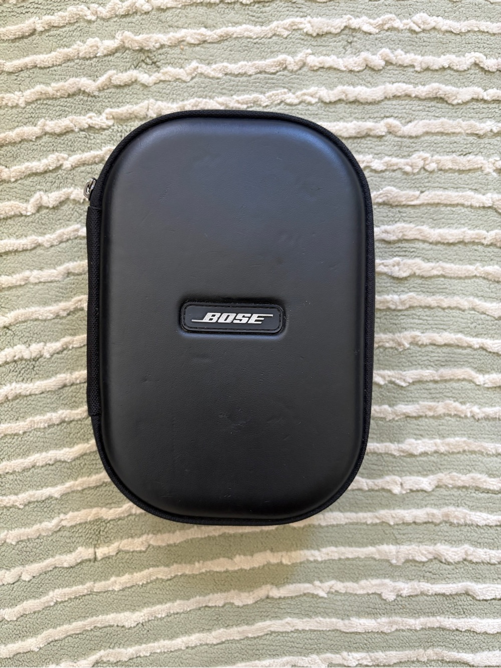 Bose QuietComfort 25 (QC25) Noise Canceling Headphones - Picture 2 of 11